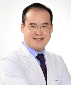 신현우 교수