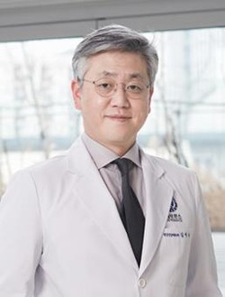 김어수 교수